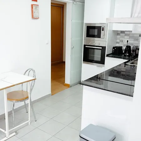 Stayinsetubal Apartment *